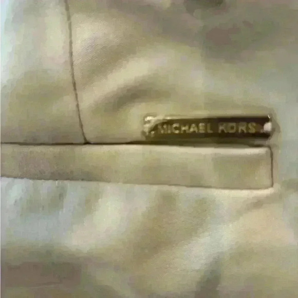 Michael Kors Women’s cropped Khakis size 2 - Picture 4 of 4